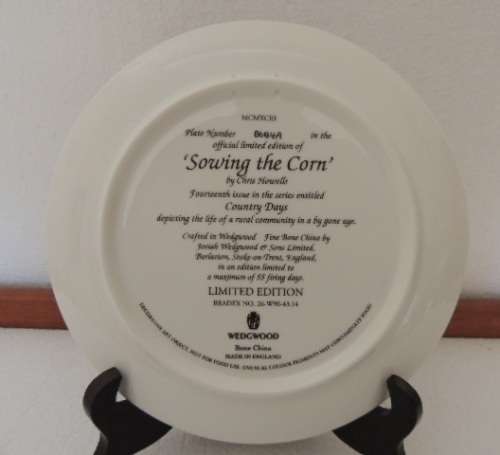 WEDGEWOOD "COUNTRY DAYS" SERIES PLATE - "SOWING THE CORN"