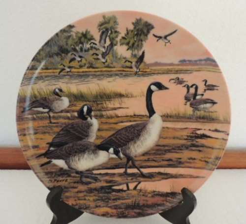 DOMINION CHINA LTD ONTARIA CANADA PLATE - "WINTER HOME" - BOXED WITH COA