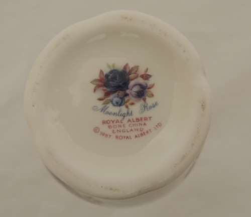 ROYAL ALBERT VASE - "MOONLIGHT ROSE"