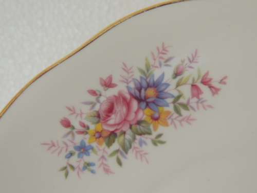 QUEEN ANNE CAKE PLATE