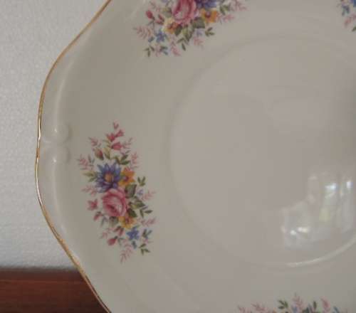 QUEEN ANNE CAKE PLATE