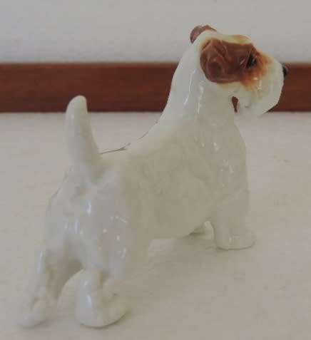 ROYAL DOULTON SEALYHAM STANDING - HN2509