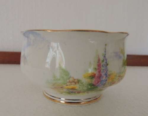 ROYAL ALBERT SUGAR BOWL - "KENTISH ROCKERY"