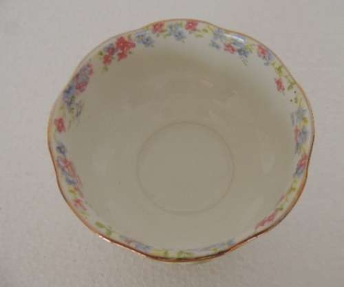 ROYAL ALBERT SUGAR BOWL - "KENTISH ROCKERY"