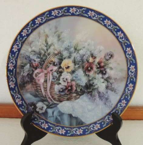 "PANSIES" PLATE NUMBER TWO FROM "LENA LIU'S BASKET BOUQUETS" FABULOUS