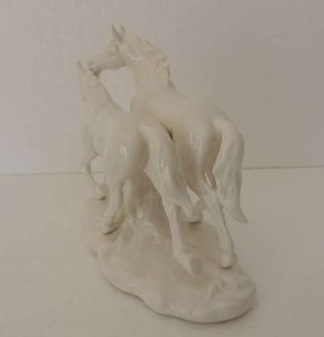 ECHT ALTMANN HORSE FIGURINE