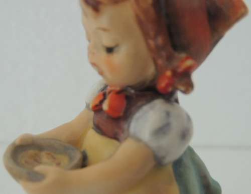 HUMMEL FIGURINE - "BE PATIENT " # 197 2/0