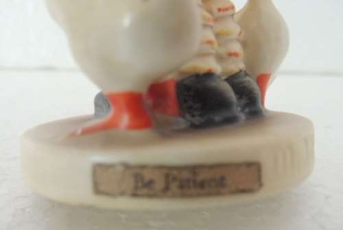 HUMMEL FIGURINE - "BE PATIENT " # 197 2/0