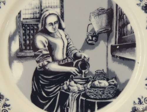 DELFT SPECIAL LIMITED COLLECTOR'S EDITION PLATE - "THE MAID SERVANT"