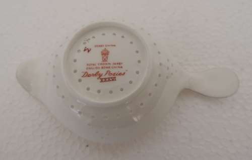 ROYAL CROWN DERBY - "DERBY POSIES" - TEA STRAINER AND TEA BAG HOLDER