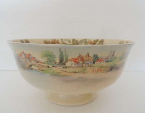 ROYAL DOULTON FOOTED BOWL - "THE KINGS HEAD'