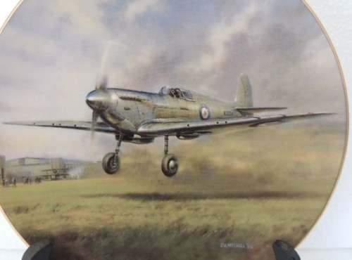 ROYAL DOULTON HEROES OF THE SKY PLATE - "FIRST FLIGHT OF THE SPITFIRE" with COA