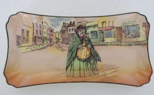 ROYAL DOULTON DICKENS WARE SANDWICH TRAY - "SAIREY GAMP"