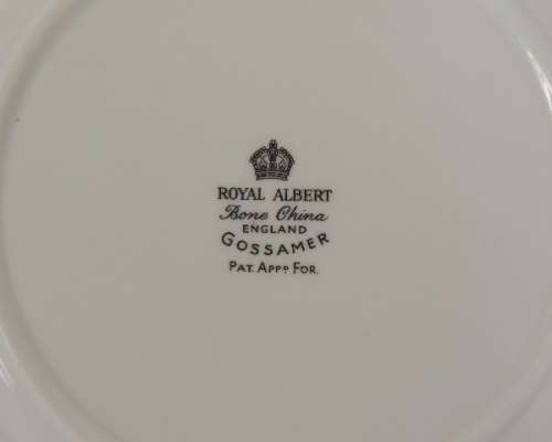 ROYAL ALBERT TRIO - "GOSSAMER", Orange