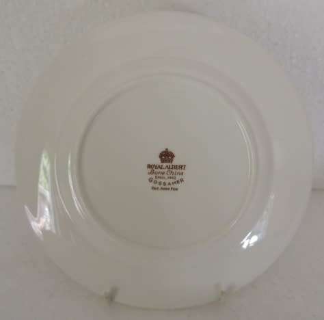 ROYAL ALBERT SIDE/CAKE PLATE - "GOSSAMER", Green