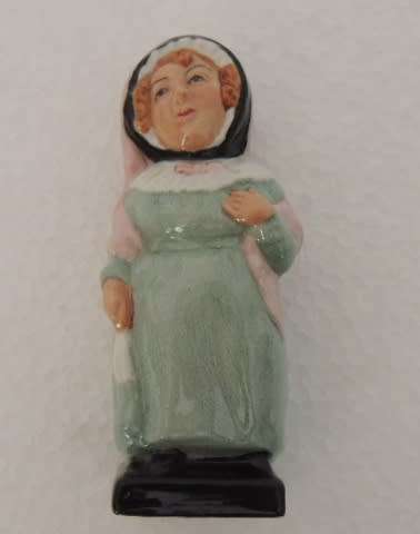 ROYAL DOULTON DICKENS FIGURINE - "MRS BARDELL"