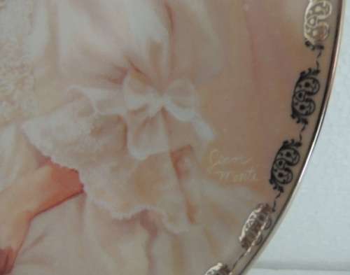 BRADFORD EXCHANGE 'DIANA QUEEN OF OUR HEARTS' PLATE - " THE PEOPLE'S PRINCESS"