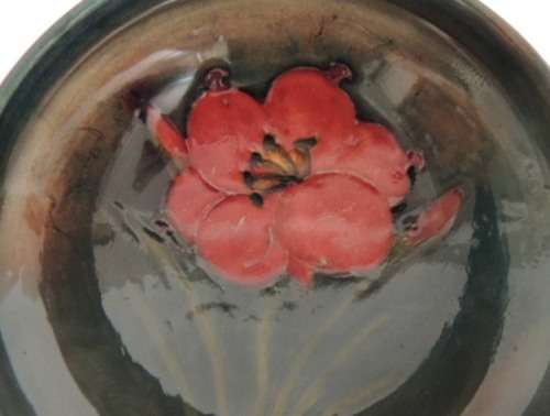 MOORCROFT SMALL FOOTED BOWL