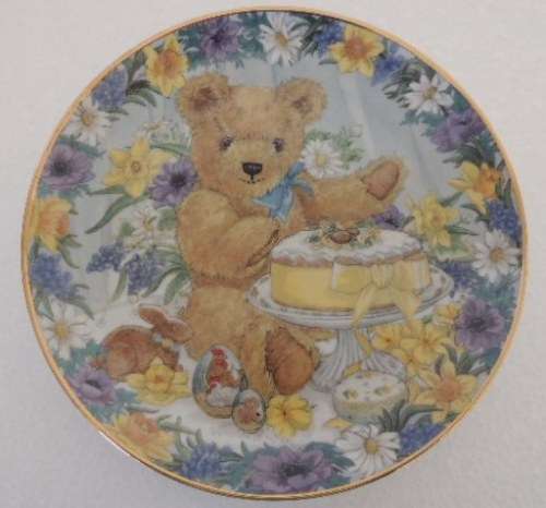 FRANKLIN MINT HEIRLOOM PLATE - "TEDDY"S EASTER TREAT",  boxed with COA
