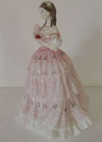 ROYAL DOULTON FIGURINE - RED RED ROSE HN 3994, reserved for riclee