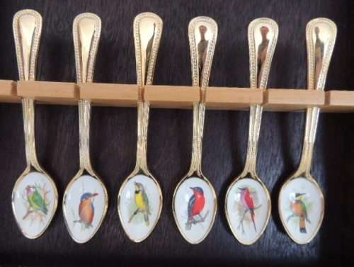 BEST LOVED BIRDS OF SOUTHERN AFRICA SPOONS IN DISPLAY, with official letter