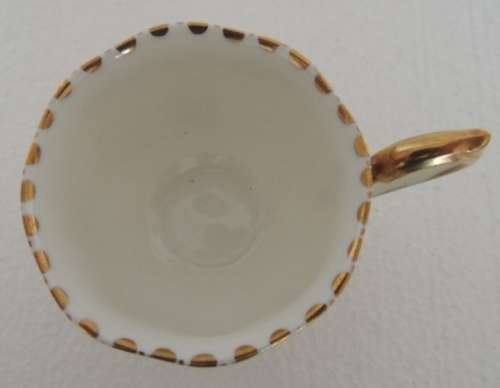 ROYAL ALBERT PART TEA SET - UNNAMED PATTERN