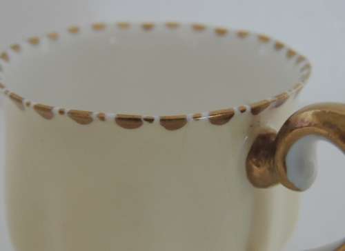 ROYAL ALBERT PART TEA SET - UNNAMED PATTERN