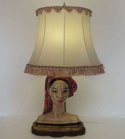DESIGNER LAMP - STUNNING