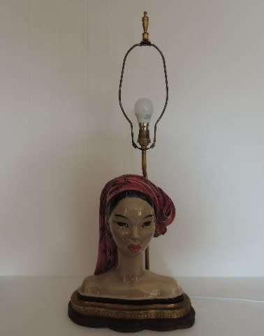 DESIGNER LAMP - STUNNING