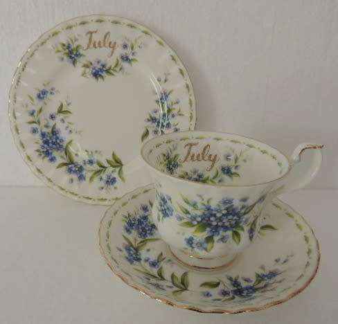 ROYAL ALBERT FLOWER OF THE MONTH TRIO - "JULY" FORGET-ME-NOT