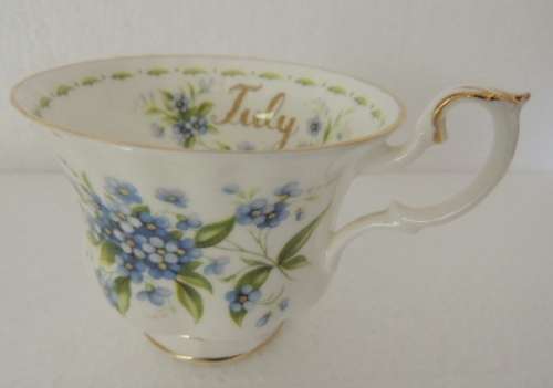 ROYAL ALBERT FLOWER OF THE MONTH TRIO - "JULY" FORGET-ME-NOT