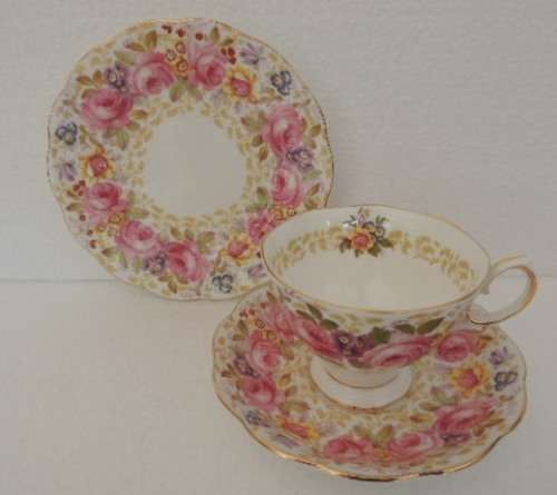 ROYAL ALBERT TEA FOR TWO - SERENA