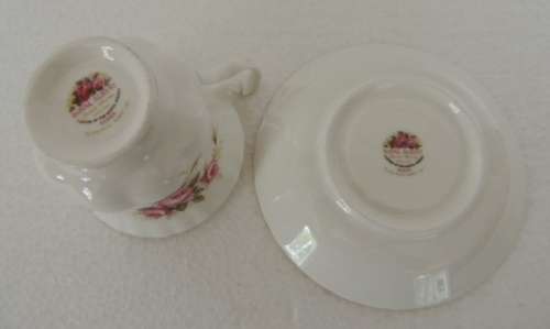 ROYAL ALBERT FLOWER OF THE MONTH DUO - "JUNE" ROSES