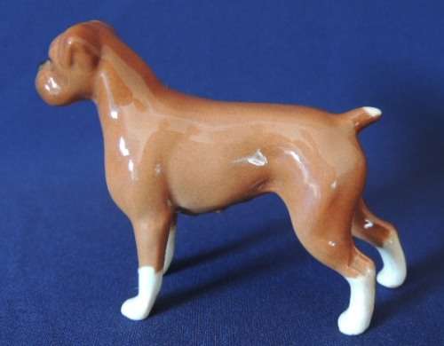 BESWICK BOXER - reserved for DebTuc