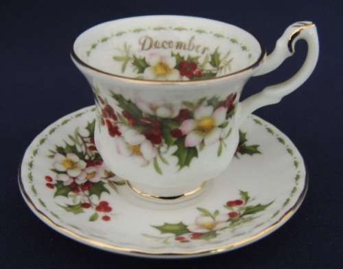 Royal Albert Flower of The Month Miniature Duo - DECEMBER