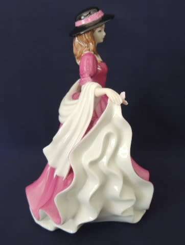 Two Leonardo Collection Figurines By Annie Rowe - 20 cm