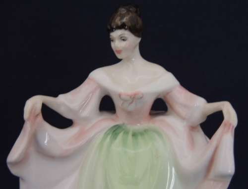 Royal Doulton Figurine - Sara HN 3219