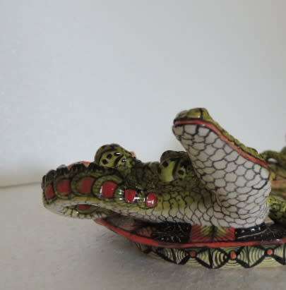 Ardmore Crocodile Dish - 29cm