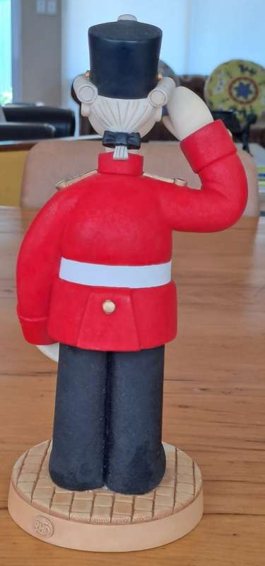 Captain Snort Collectable Figurine by Robert Harrop