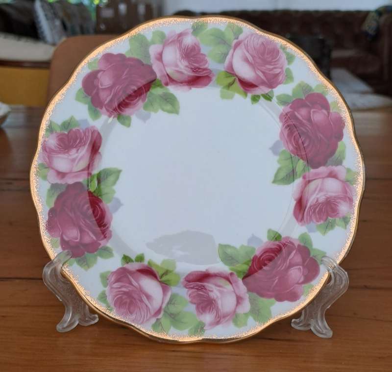 Royal Albert Trio - Old English Rose (PRICE REDUCED)