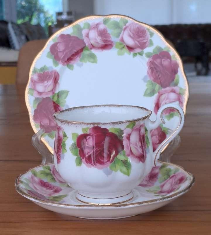 Royal Albert Trio - Old English Rose (PRICE REDUCED)
