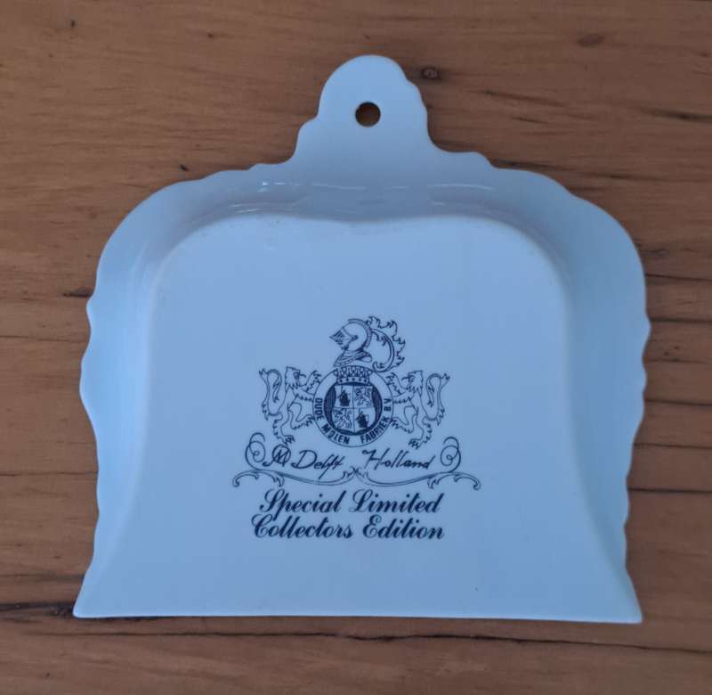 Delft Special Limited Collector`s Edition Crumb Plate
