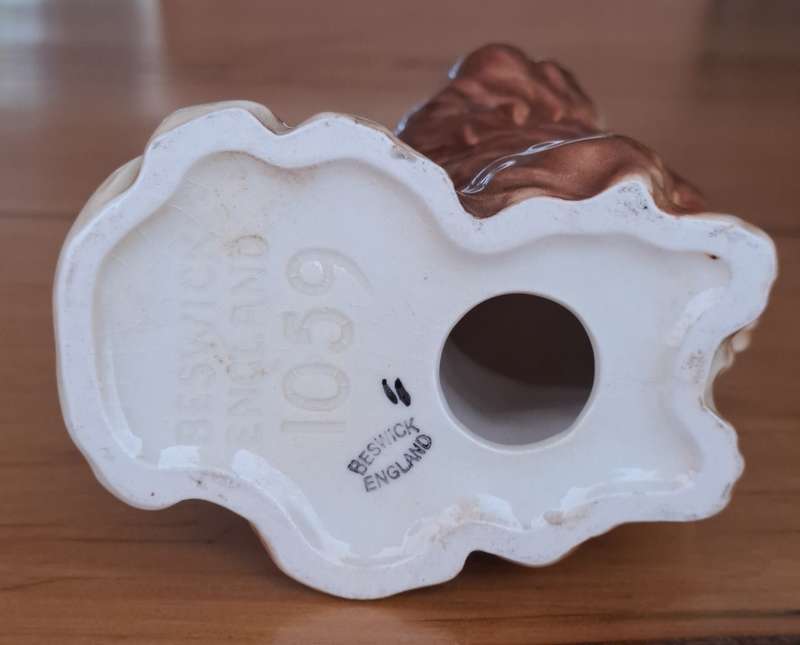 Beswick Pekingese # 1059