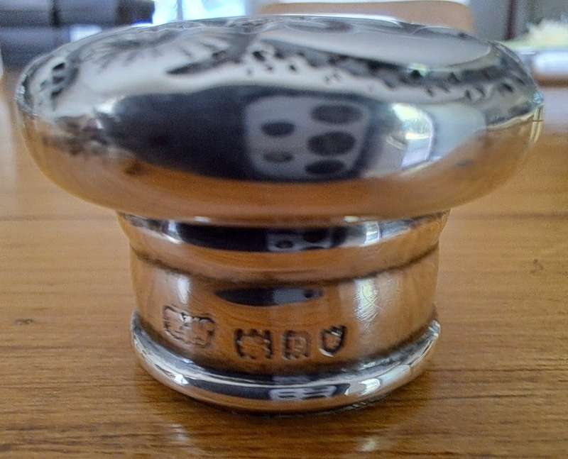 Hallmarked Silver Screw Top Dressing Table Bottle (Price reduced)