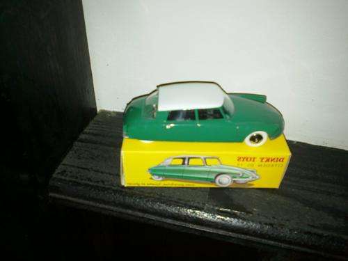 Citroen DS 19 Atlas Dinky