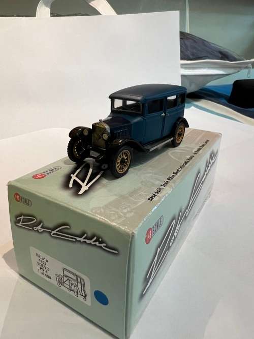 Rob Eddie RE31b - 1927 Volvo PV4 `Orrekoja` [two tone blue] 1 of 400