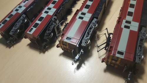 SUBURBAN LIMA TRAIN 100% condition