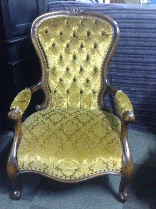 ANTIQUE GRANDMA AND GRANDPA CHAIRS (HIS AND HERS) SET