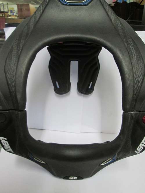 LEATT GPX 5.5 NECK BRACE