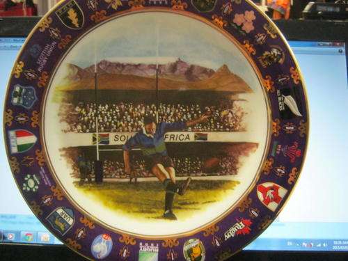 ROYAL DOULTON 1995 WORLD CUP COLLECTORS WALL PLAQUE